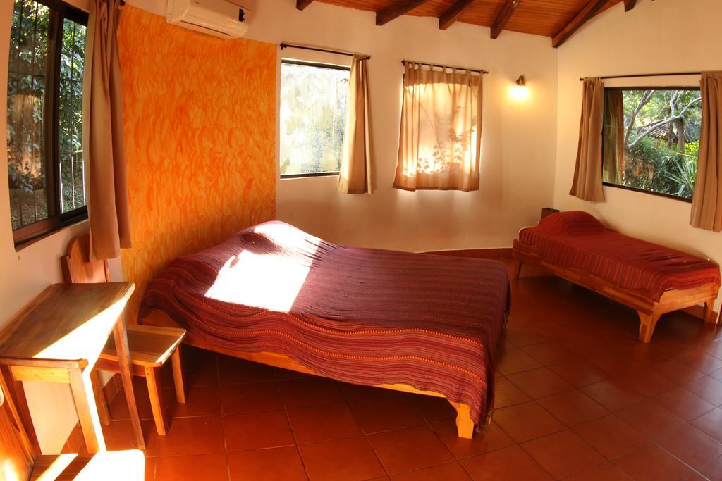 Hotel Mauna Loa Pinilla Екстер'єр фото