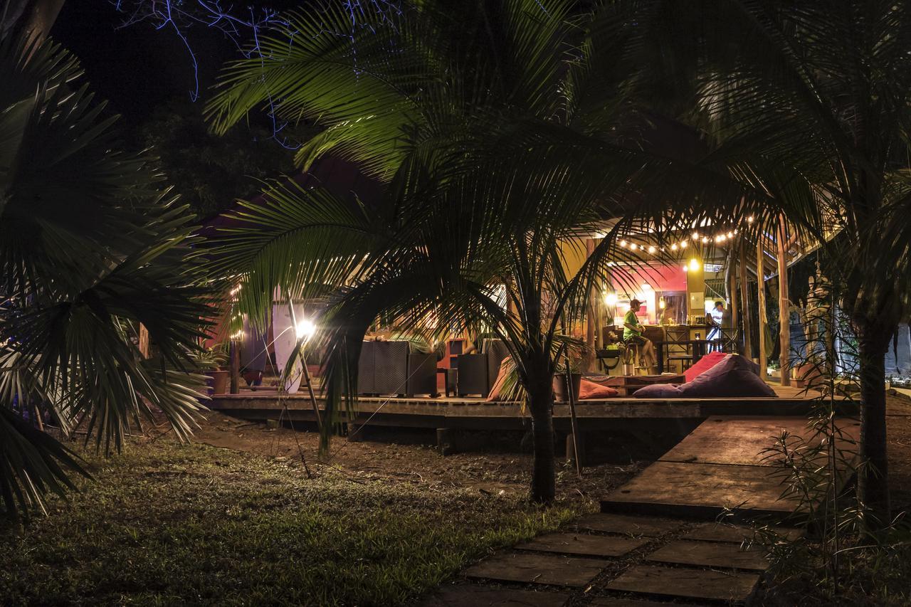 Hotel Mauna Loa Pinilla Екстер'єр фото