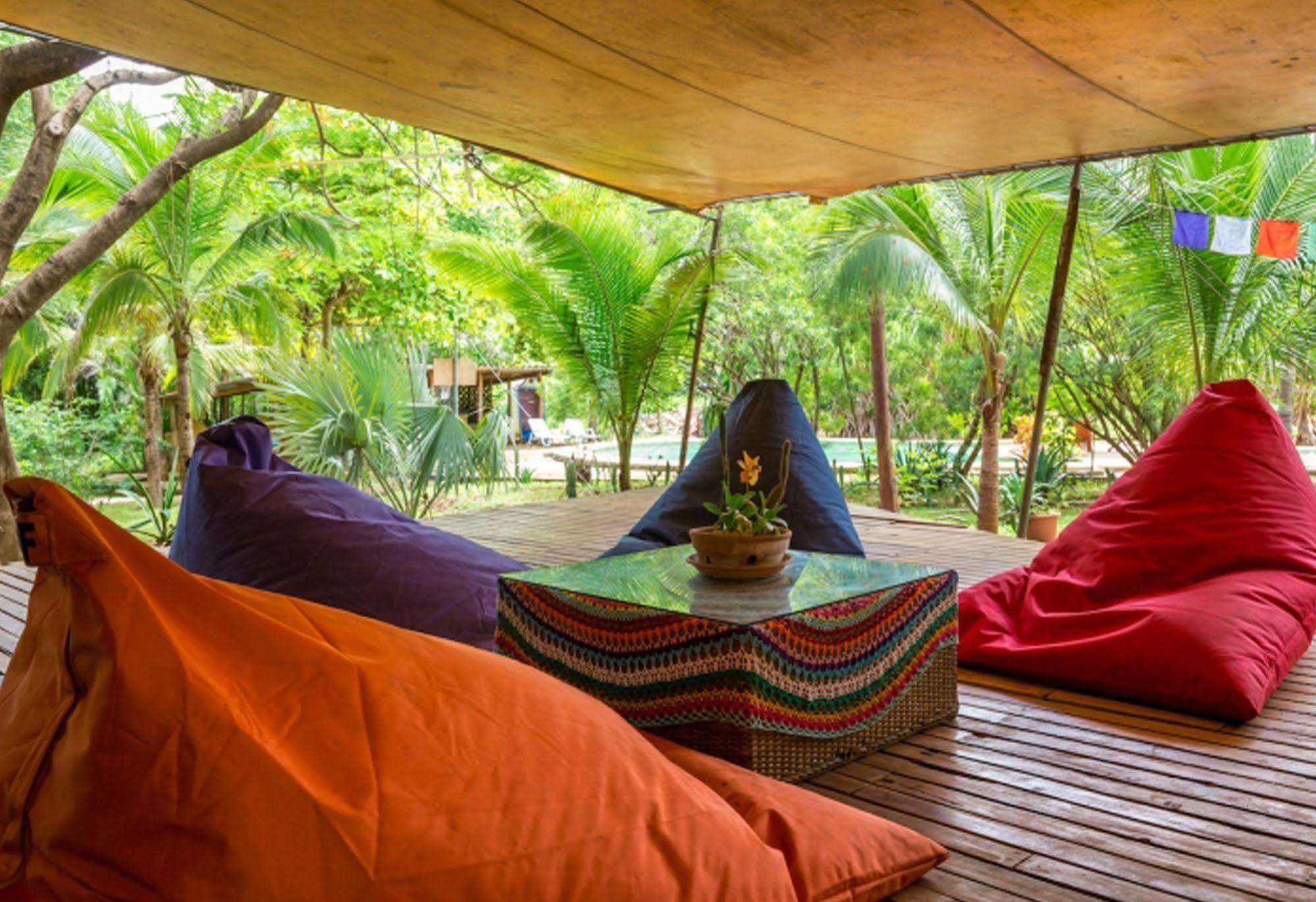 Hotel Mauna Loa Pinilla Екстер'єр фото